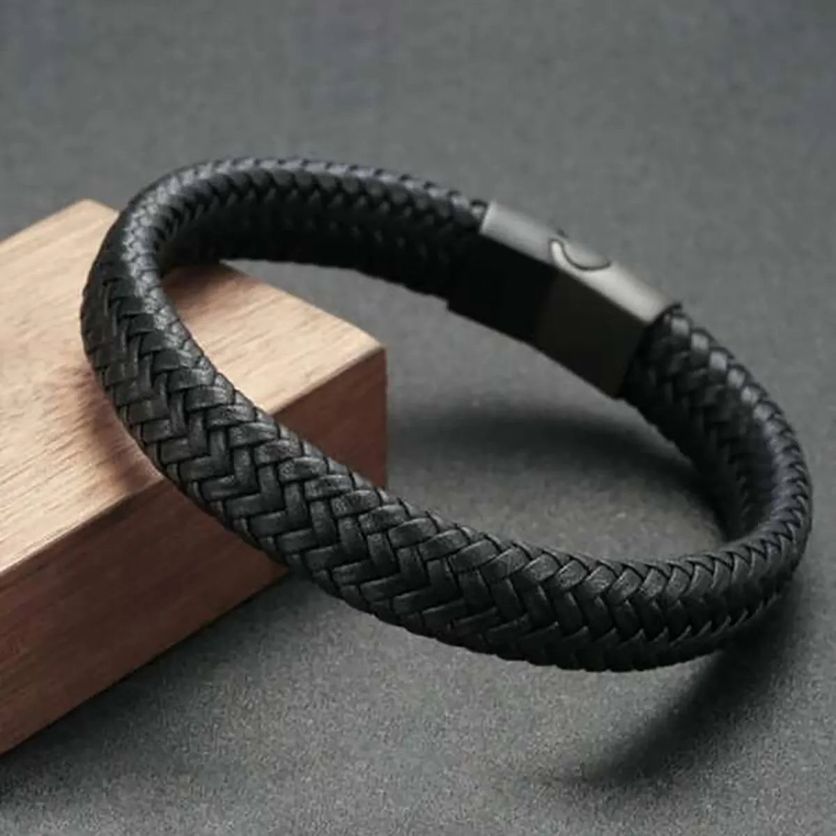 Pulseira Masculina Trançada Couro